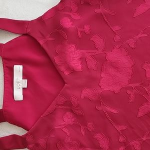 LOFT Sleeveless Floral Top